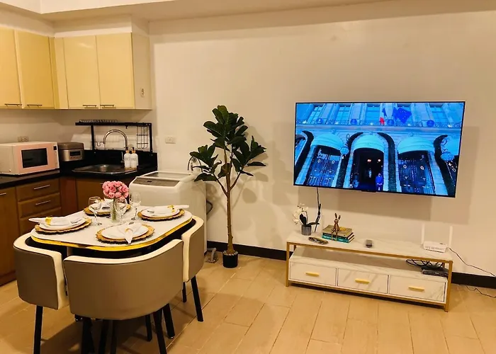 Cq House Venice Luxury Balcony View And Pool Apartment